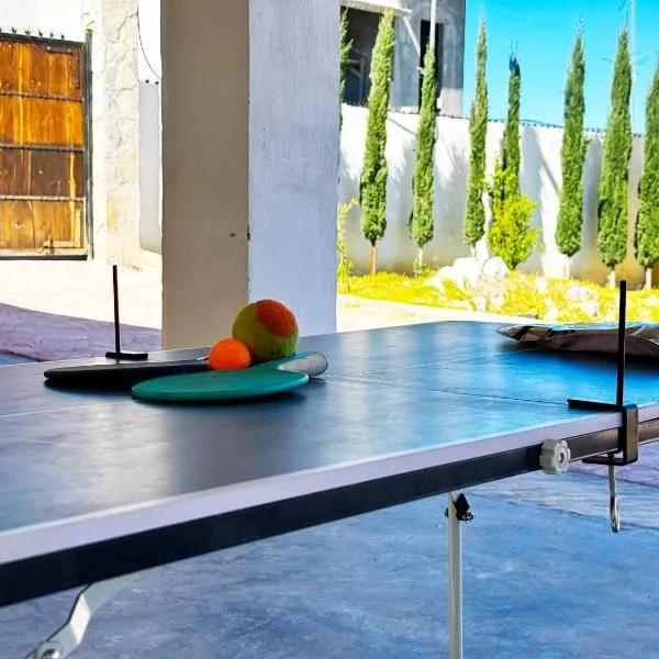 Amplia casa en Parras con wifi, fogatero y asador, hotel Parras de la Fuentében