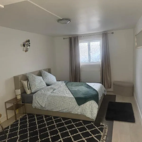 Lara – hotel w mieście Argenteuil