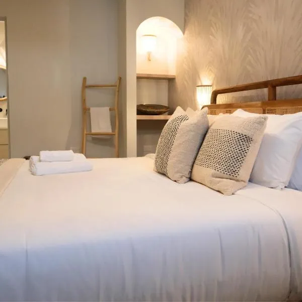 Bali Posh Hotel PR, Isla Verde, hotel v destinaci Carolina