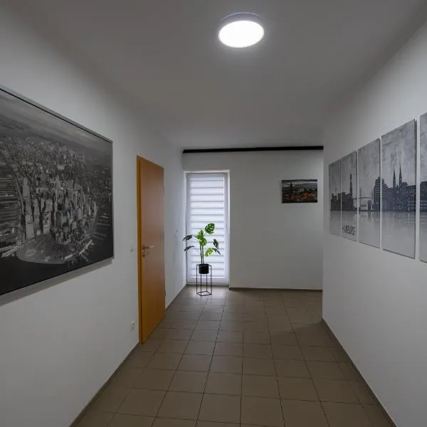 MHOSTEL -Günstige Übernachtung für Ihren Aufenthalt, hotel v destinaci Glinde