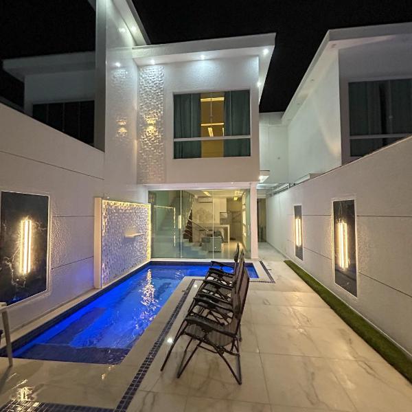 Boa Beach House, private pool, 250m from beach