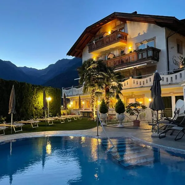 Adults only Hotel Grafenstein – hotel w mieście Schenna