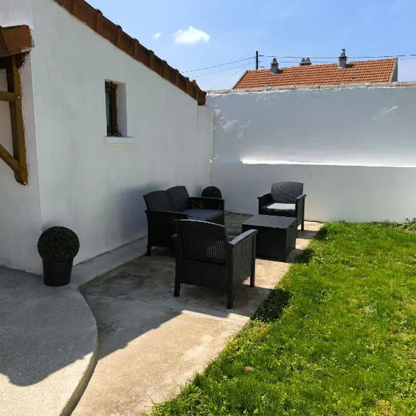 Maisonnette indépendante, hotel em Morangis