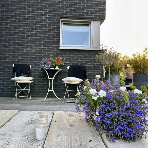 La maison noire au coin, hotel v Bruggách