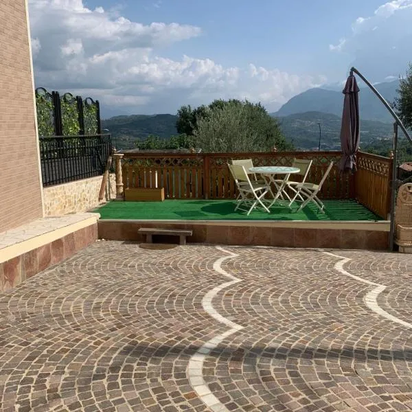 villetta in collina Via Galieri, 36, hotel en Apollosa