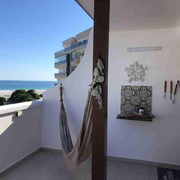 Linda cobertura duplex frente pro mar., khách sạn ở Arraial do Cabo