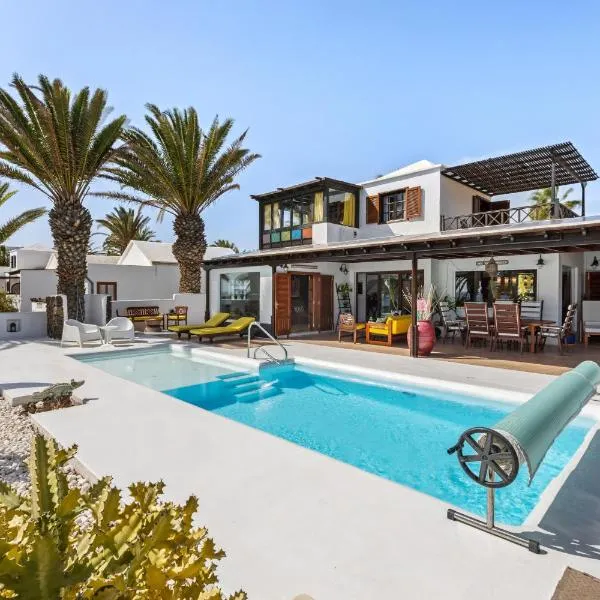 Villa a pie de mar, hotel v destinaci Costa Teguise