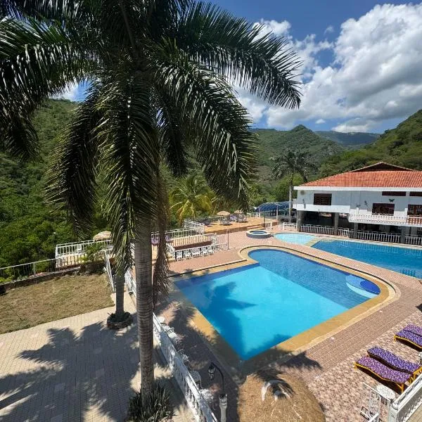 Montaña de Anapoima, hotel v destinaci Apulo