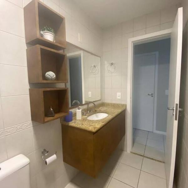 Apartamento encantador com piscina, em frente praia - Foto 3