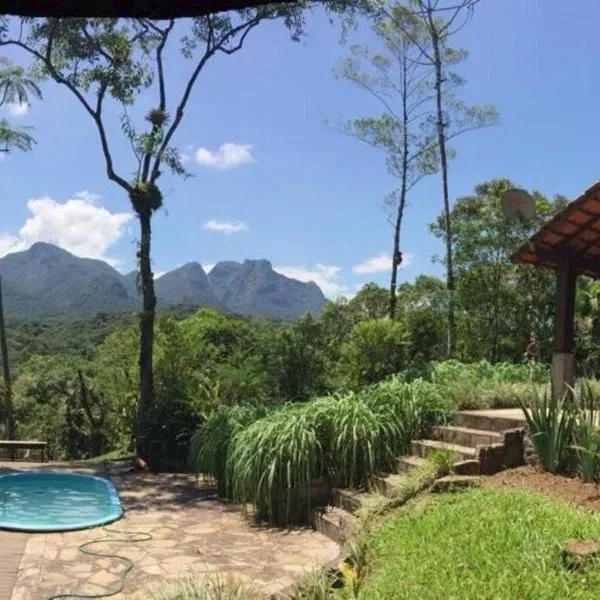 Cantinho do Bem - Lindo Chalé com piscina exclusiva e vista pra Serra do Mar!, hotel in Morretes