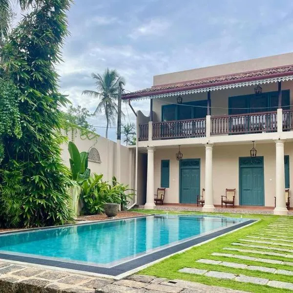 Colonial Villa Oasis - 100m from Beach!, hotel v destinaci Ambalangoda