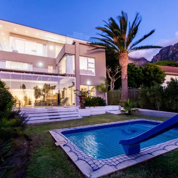 Villa on 1st Crescent, hotell i Kapstaden