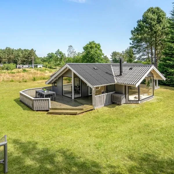 Beautiful Home In Ebeltoft With Wifi, hotel em Ebeltoft