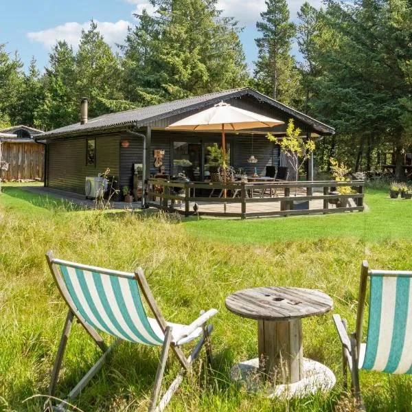 Stunning Home In Oksbøl With Wifi, hotel in Oksbøl