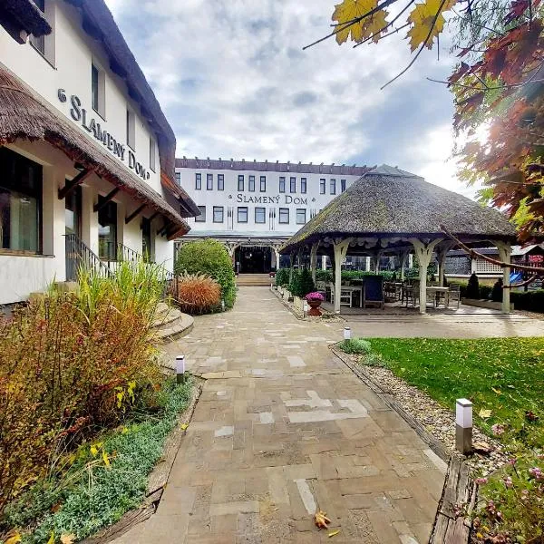 Hotel Slamený Dom & SPA, hotel v Košicích