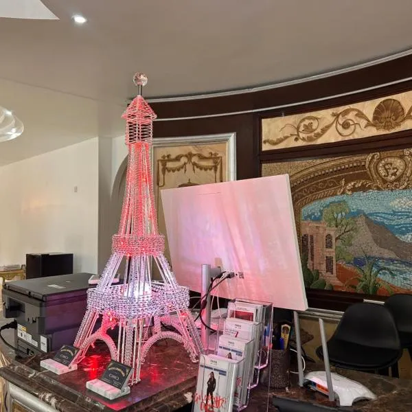 Hotel Grand Paris – hotel w mieście Villejuif
