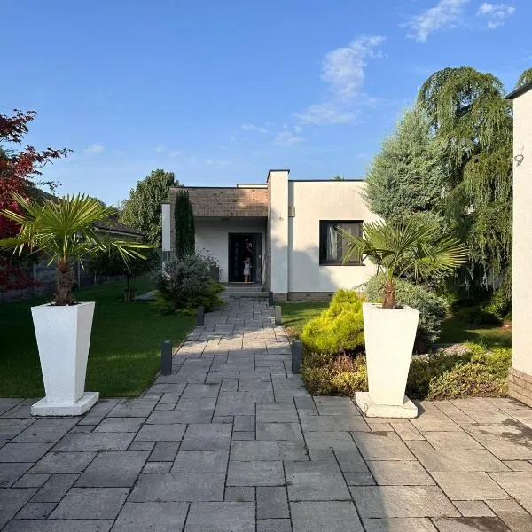 Villa Kulacs, hotel in Veľký Meder