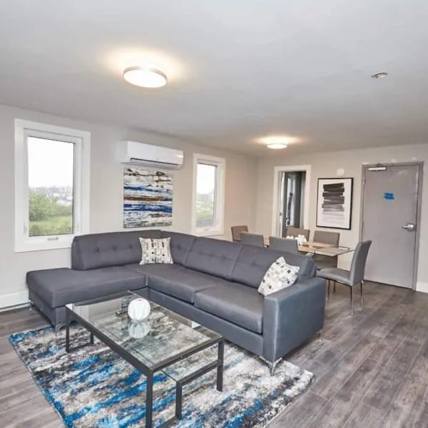 Clifton Hill Hideaway 3b - Two Bedroom Condo, hotel in Niagara Falls