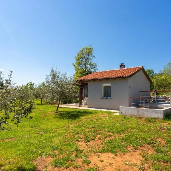 Stunning Home In Risika, hôtel à Risika