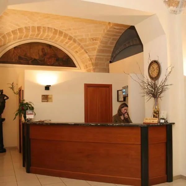 Hotel Adria, hôtel à Bari