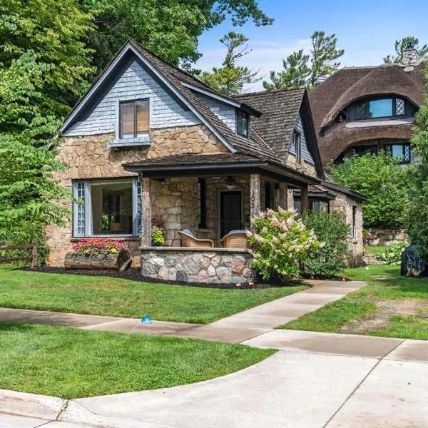 The Cottage, hotel a Charlevoix