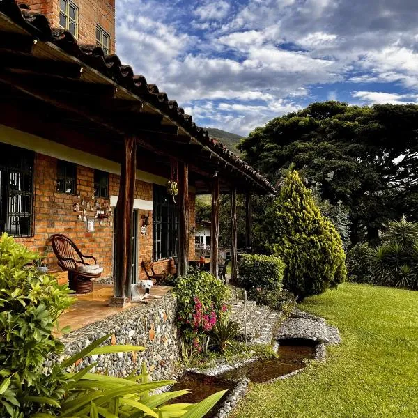 Piedechinche Ventanas Parapente - Bed and Breakfast Premium, hotel a El Cerrito