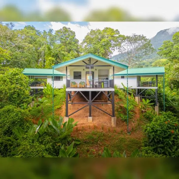 Jungle Passion Lodge, hotel v destinaci Ojochal