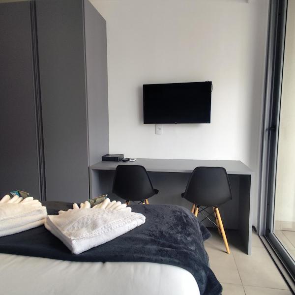 Studio Moema ao lado do Shopping Ibirapuera a 3km do Aeroporto de Congonhas!
