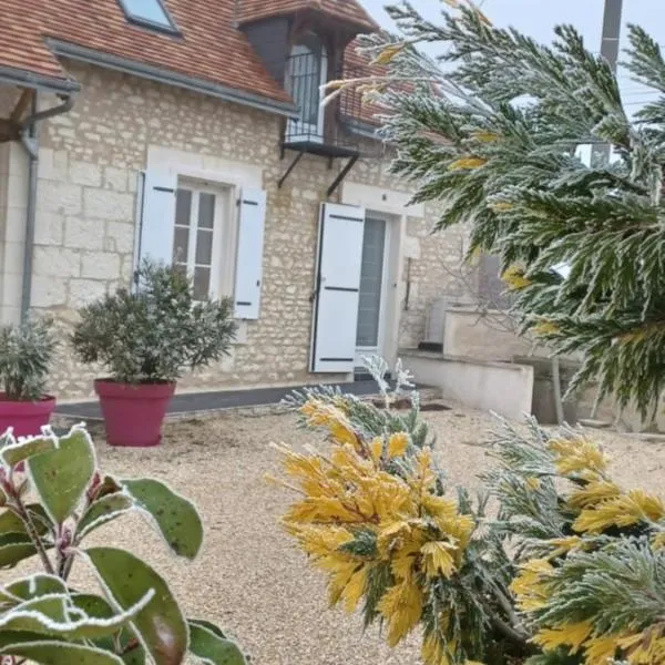 numéro 2 le gîte, hotel u gradu 'Civray-sur-Esves'
