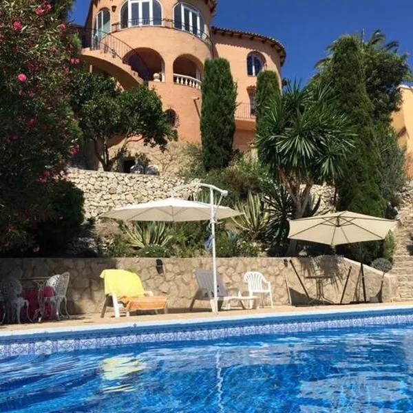 Havre de Montemar Vue et Piscine, hotel in Benissa