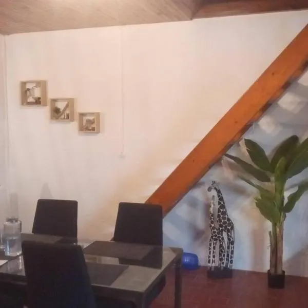 maison de pays a Thésée, hotel em Thésée
