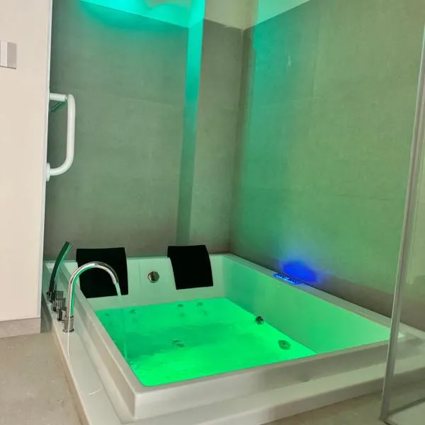 La Dimora Dell Artista LUXURY ROOM, hotel in Altamura