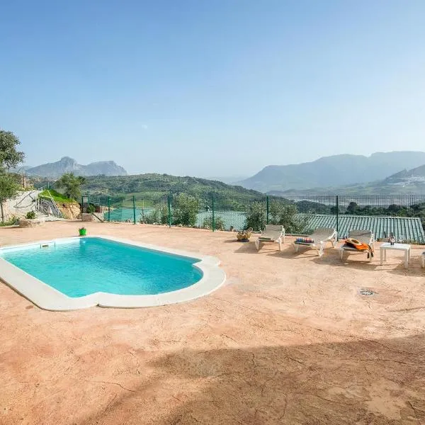 Beautiful Home In Algodonales With Wifi, ξενοδοχείο σε Algodonales
