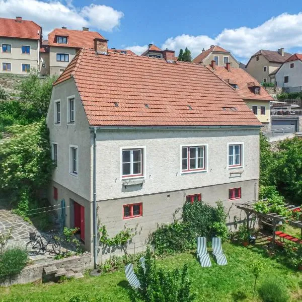 Ferienhaus Mit Garten, hotel in Weissenkirchen in der Wachau