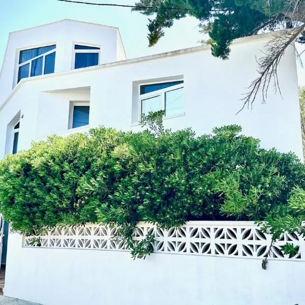 Starbal Apt, hotel v destinaci Es Castell