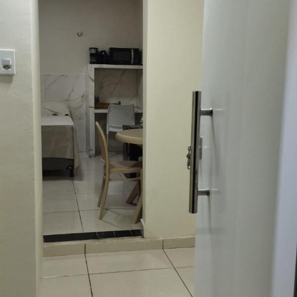 Kitnet Central - Próximo ao Shopping - Foto 4