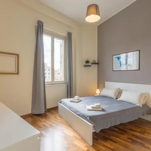 [Near the port]-Elegante appartamento con vista sui canali, hotel in Livorno