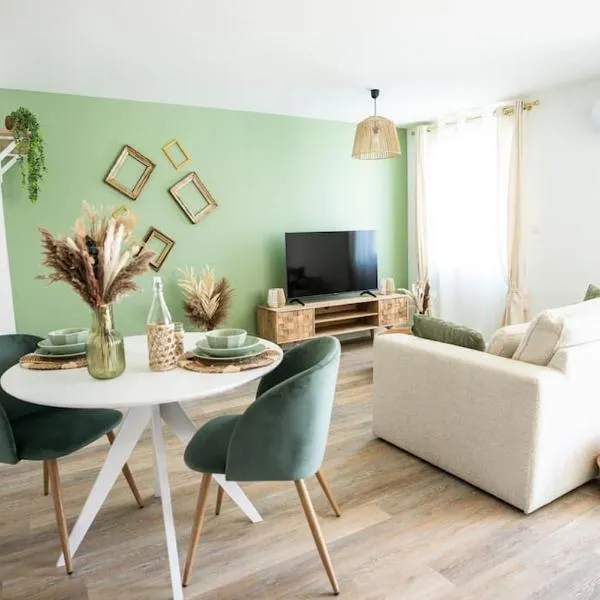 NUXIA Suites&SPA L'Abohème Chic, hotel v destinaci Bagnols-sur-Ceze