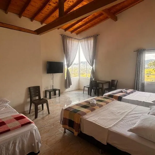 HOSPEDAJE VILLA SAMARA, hotell sihtkohas Guatapé