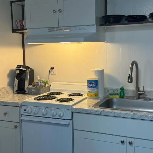 Kings Studio Apartment C, hotel in Nome
