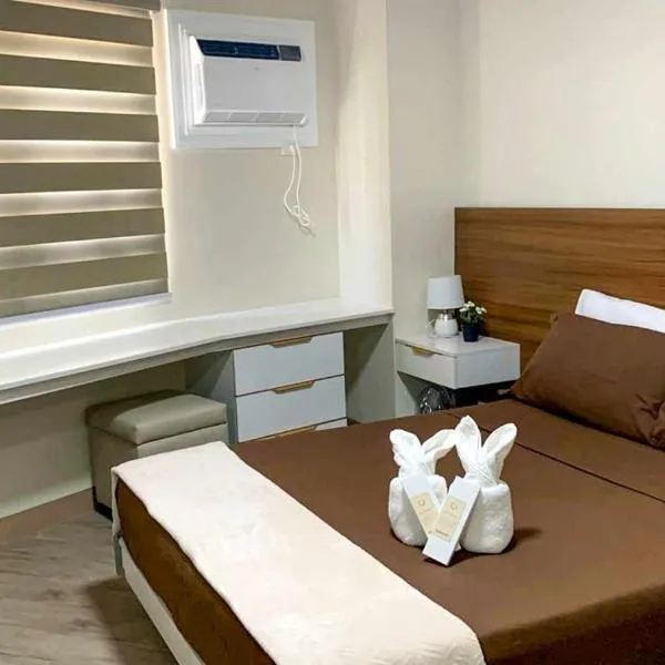 Voice activated studio condo unit at One Regis Megaworld, JK Modern Nest, hotell i Bacolod