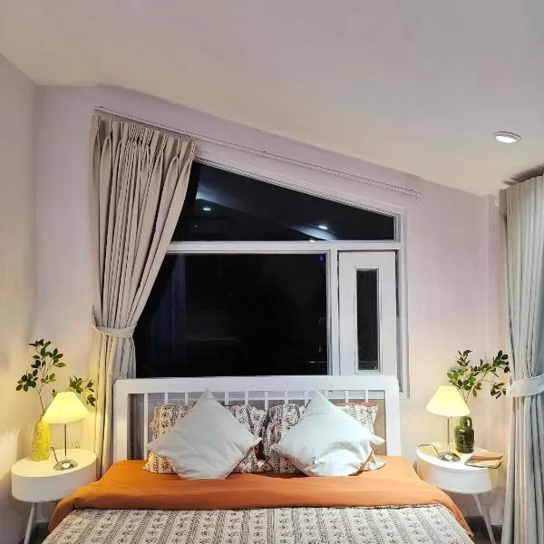 Son house Ninh Chữ cách biển 150m to the beach, hotel in Ninh Hải