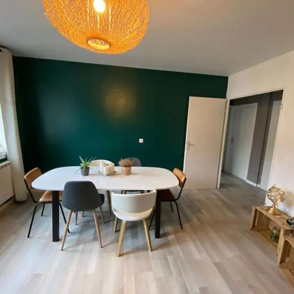 Comme à la maison – hotel w mieście Villeparisis