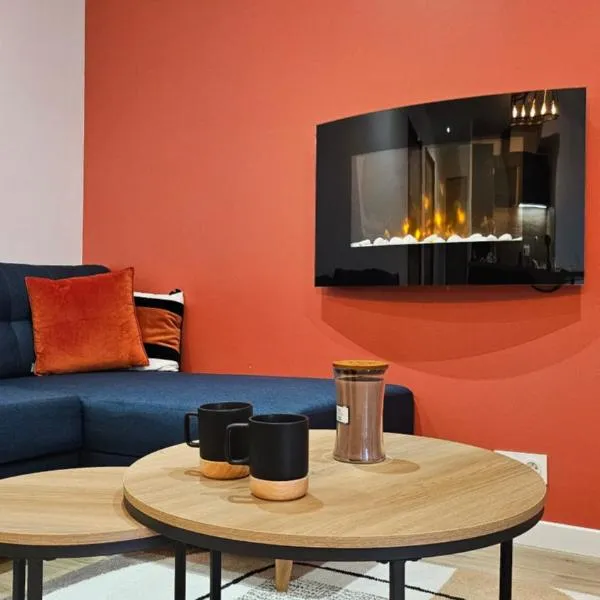 Appartement cozy 2 chambres: Luchon şehrinde bir otel