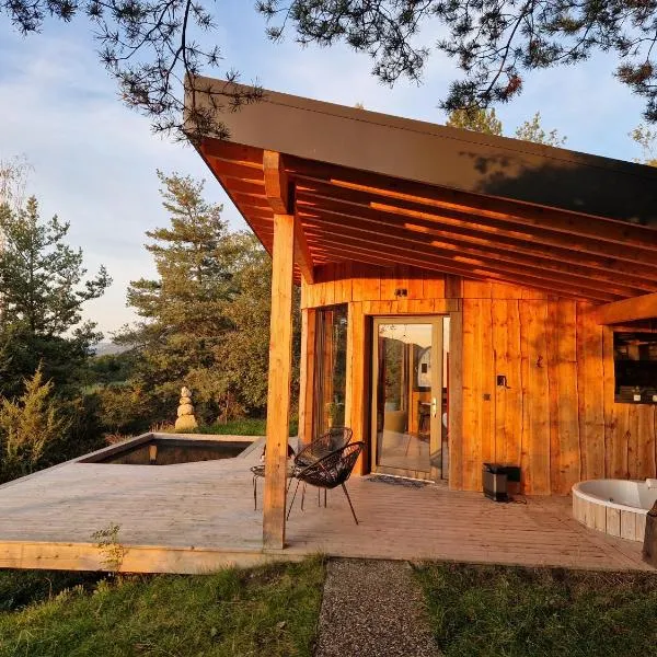 Cocooon Wood, Lodges grand Standing, hotel v destinácii Saint-Paul-sur-Yenne