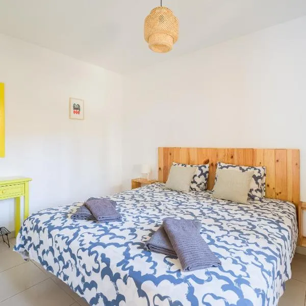 CASA TINDAYA - 3 Min Walk to the Beach, Hotel in Corralejo