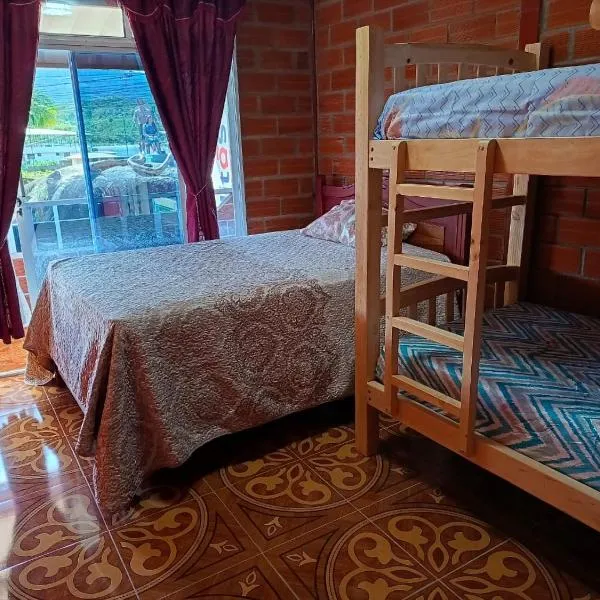 Apartamento Rural Vacacional, hotel v destinaci Cotundo