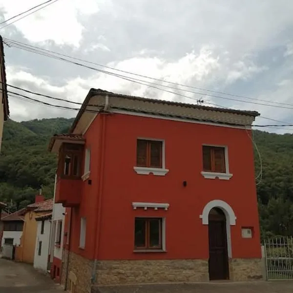 Ca'l Cura, hotel v destinaci Pola de Pino
