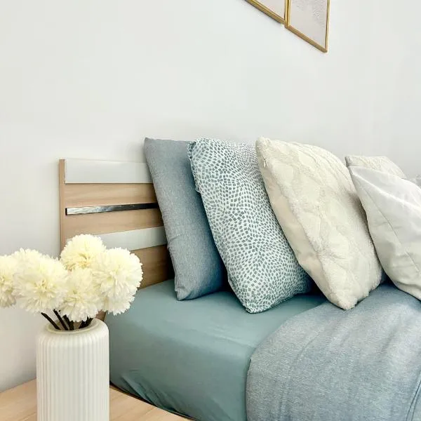 The Lakeside Apartment - Strategic position!, hotel in Lugano