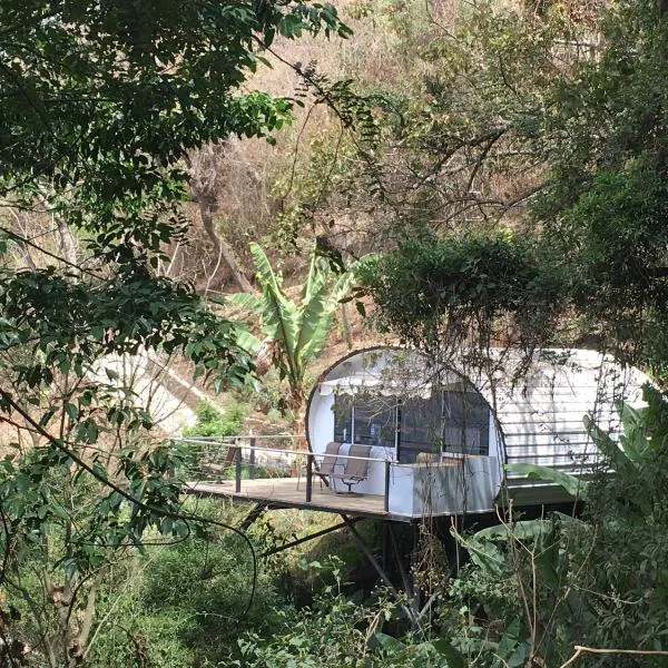 Finca El Tambor Nature Reserve, Lodging and Tours, hotel in Antigua Guatemala